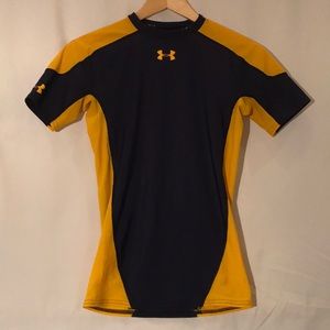 Boys Under Amour Size Medium Spandex Fit T shirt